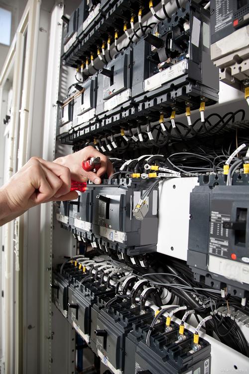 在配电自动化工程技术应用中,ISO是代表什么含义?